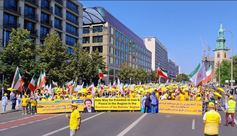 Berlin: Iraner demonstrieren für Freiheit, Demokratie und gegen jede Form der Diktatur